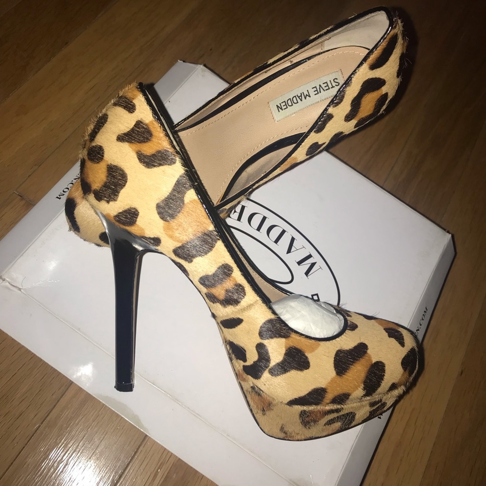 Steve Madden leopard print heels